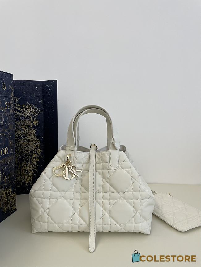 	 Colestore Dior Medium Toujours In White Size 28.5 x 21.5 x 19 cm - 1