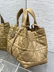 	 Colestore Dior Medium Toujours In Brown Size 28.5 x 21.5 x 19 cm - 5