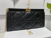 Colestore Dior Caro Colle Noire Clutch With Chain Black Size 27.5 x 14 x 4.5 cm  - 6