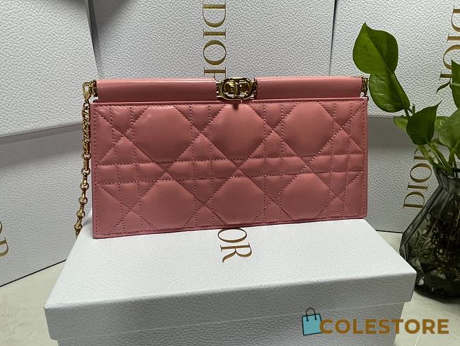 	 Colestore Dior Caro Colle Noire Clutch With Chain Pink Size 27.5 x 14 x 4.5 cm - 1