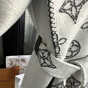 	 Louis Vuitton Wool Woman Coat White  - 2