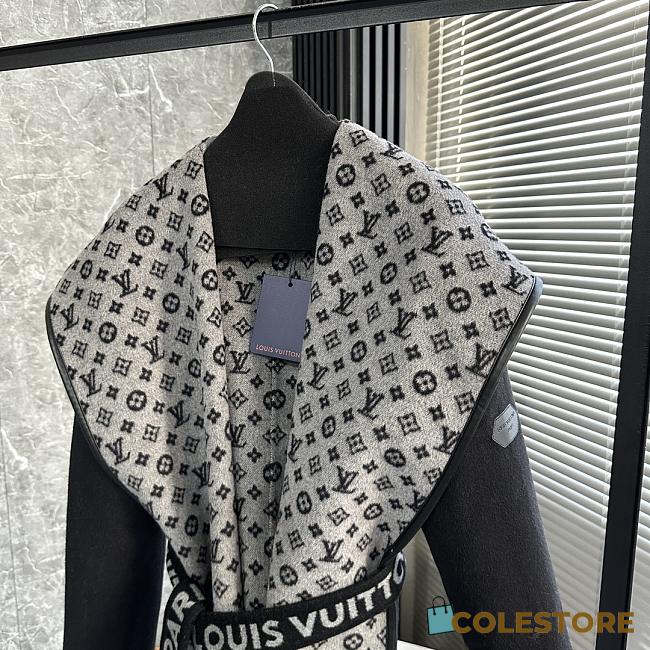 	 Louis Vuitton Wool Woman Coat Black - 1