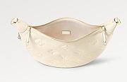 Colestore Louis Vuitton Loop Hobo White M46725 Size 38 x 26 x 10 - 4
