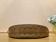 	 Colestore Louis Vuitton Loop Hobo Monogram Brown M46725 Size 38 x 26 x 10 - 5