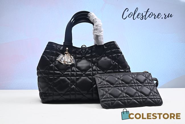	 Colestore Dior Large Toujours In Black Size 37 x 27 x 19 cm  - 1