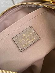 Colestore Louis Vuitton OnTheGo East West Bag 25 x 13 x 10 - 2