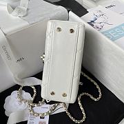 	 Colestore Chanel Mini Box Shiny Calfskin & Gold-Tone Metal White 10.5×17×8cm - 4