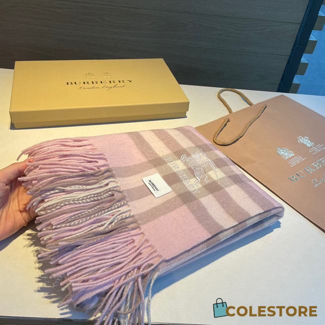 	 Colestore Burberry Cashmere Scarf Pink - 1