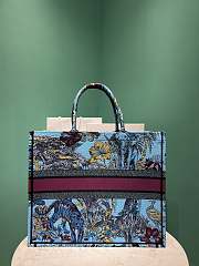 	 Colestore Dior Blue Multicolor Toile de Jouy Voyage Embroidery Size 42×35×18.5cm - 5