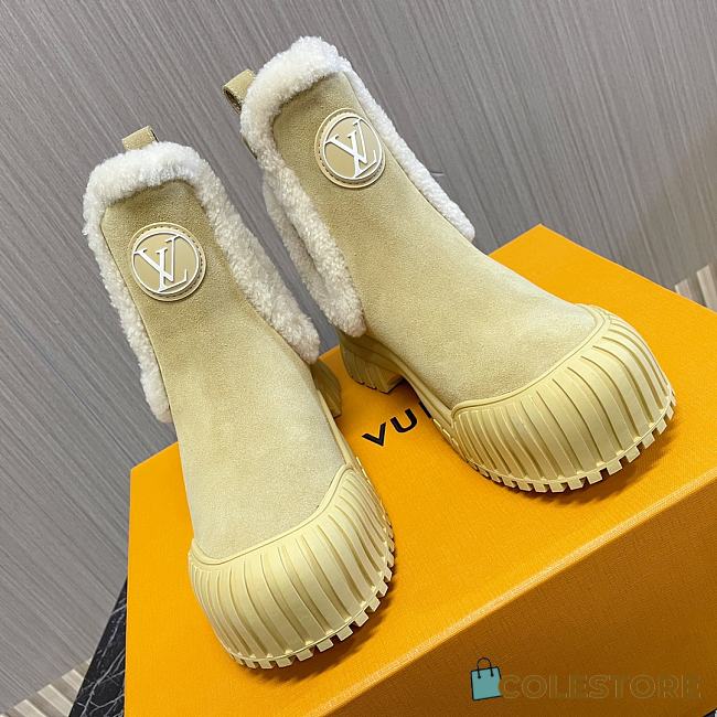 	 Colestore Louis Vuitton Ruby Boots  - 1