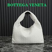 Colestore Bottega Veneta Medium White Small Hop Size 41×20.5×7.5 - 1