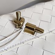 	 Colestore Bottega Veneta Mini Andiamo Cross-Body White Bag 21.5*13*4.5cm - 4