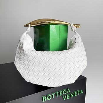 	 Colestore Bottega Venete Sardine White Size 36*3*24