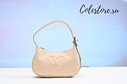 Colestore Louis Vuitton Mini Moon Cream M82425 Size 20.5x11x5cm - 3