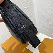 	 Colestore Louis Vuitton Mini Moon Black M82425 Size 20.5x11x5cm - 4