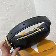 	 Colestore Louis Vuitton Mini Moon Black M82425 Size 20.5x11x5cm - 5