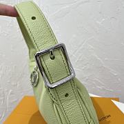 	 Colestore Louis Vuitton Mini Moon Green M82425 Size 20.5x11x5cm - 4