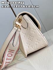	 Colestore Louis Vuitton Diane M46388 Cream Size 24 x 15 x 9 cm - 3