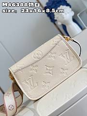 	 Colestore Louis Vuitton Diane M46388 Cream Size 24 x 15 x 9 cm - 2