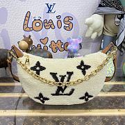 	 Colestore Louis Vuitton Ski Over The Moon M23321 Size 27.5 x 16 x 7 cm - 1