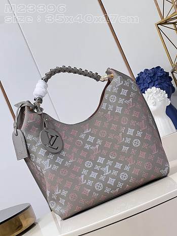 	 Colestore Louis Vuitton Flight Mode Carmel M23396 35 x 40 x 17 cm