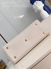 	 Colestore Louis Vuitton Lock It MM M23061 Cream Size 36 x 29 x 15 - 4