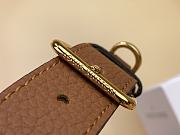 	 Colestore Louis Vuitton Lock It MM M22925 Size 36 x 29 x 15 - 2