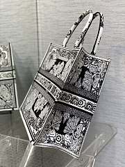 Colestore Large Dior Book Tote Black Multicolor Butterfly Bandana Embroidery (42 x 35 x 18.5 cm) - 3