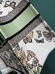 Colestore Medium Dior White Multicolor Toile de Jouy Mexico Embroidery (36 x 27.5 x 16.5 cm) - 4