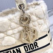 	 Colestore Dior - Medium Lady D-Lite Bag Latte Cannage Shearling - Women Beige - 4