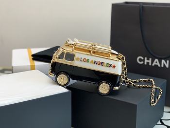 Colestore Chanel CAR-SHAPED MINAUDIÈRE BAG 24cm