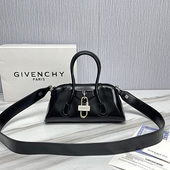 	 Colestore Givenchy Antigona Stretch Black 22*12*8