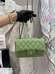 	 Colestore Chanel Classic Flap Mini Green Size 20cm - 5