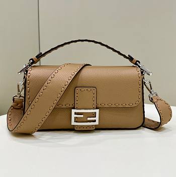 Colestore Fendi Beige Selleria Bag With Oversized Topstitching