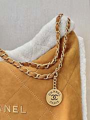 Colestore Chanel Beige and White Quilted Lambskin Suede and Shearling - 3