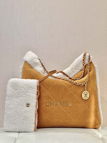 Colestore Chanel Beige and White Quilted Lambskin Suede and Shearling