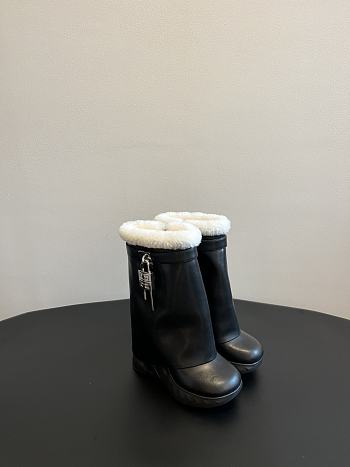 Colestore Givenchy Shark Lock Low Knee