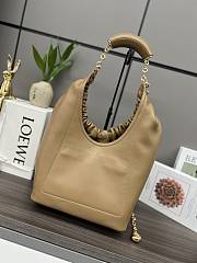 	 Colestore Loewe Medium Squeeze Bag In Nappa Lambskin Oak 34*13.5*33CM - 5