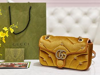 	 Coletore Gg Marmont Shoulder Bag Yellow Velvet Size 26x15x7cm
