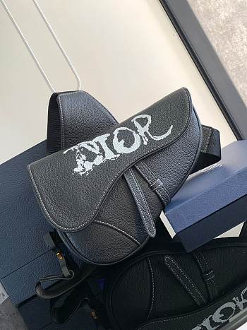 	 Colestore Dior And Shawn Saddle Bag In Black Size 20 x 28.6 x 5 cm