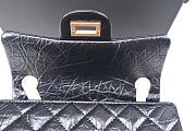 Colestore Chanel 2.55 Crinkle-effect Calfskin & Gold-Tone Metal Size 20× 15 × 6 cm - 4