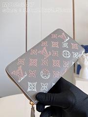 Colestore Louis Vuitton Zippy Wallet Flight Mode M82647 - 3