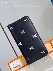 Colestore Louis Vuitton Zippy Wallet In Black M83193  - 1