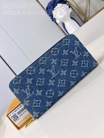 Colestore Louis Vuitton Zippy Wallet Monogram Denim M82958 19x10x2cm