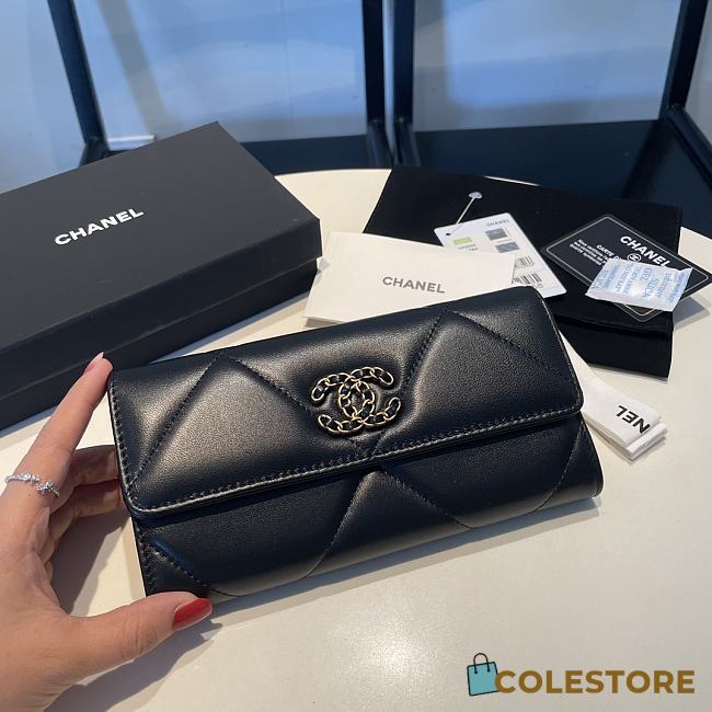 Colestore Chanel Wallet Lambskin Black Gold Hardware Size 19.5*12.5cm - 1