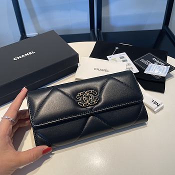 Colestore Chanel Wallet Lambskin Black Gold Hardware Size 19.5*12.5cm