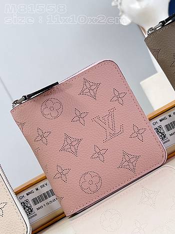 Colestore Louis Vuitton Zippy Wallet Mahina M82755 11x10x2cm