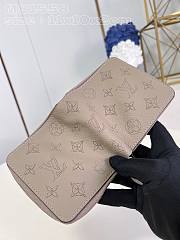 	 Colestore Louis Vuitton Zippy Wallet Mahina M82755 Brown 11x10x2cm - 4