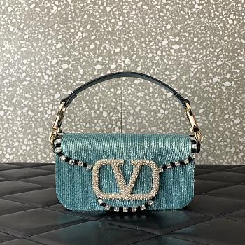 	 Colestore Valentino VLogo Signature Blue Size 19x10.5x5cm