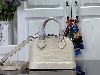 	 Colestore Louis Vuitton Nano Alma M82411 White Size 18x12x8
